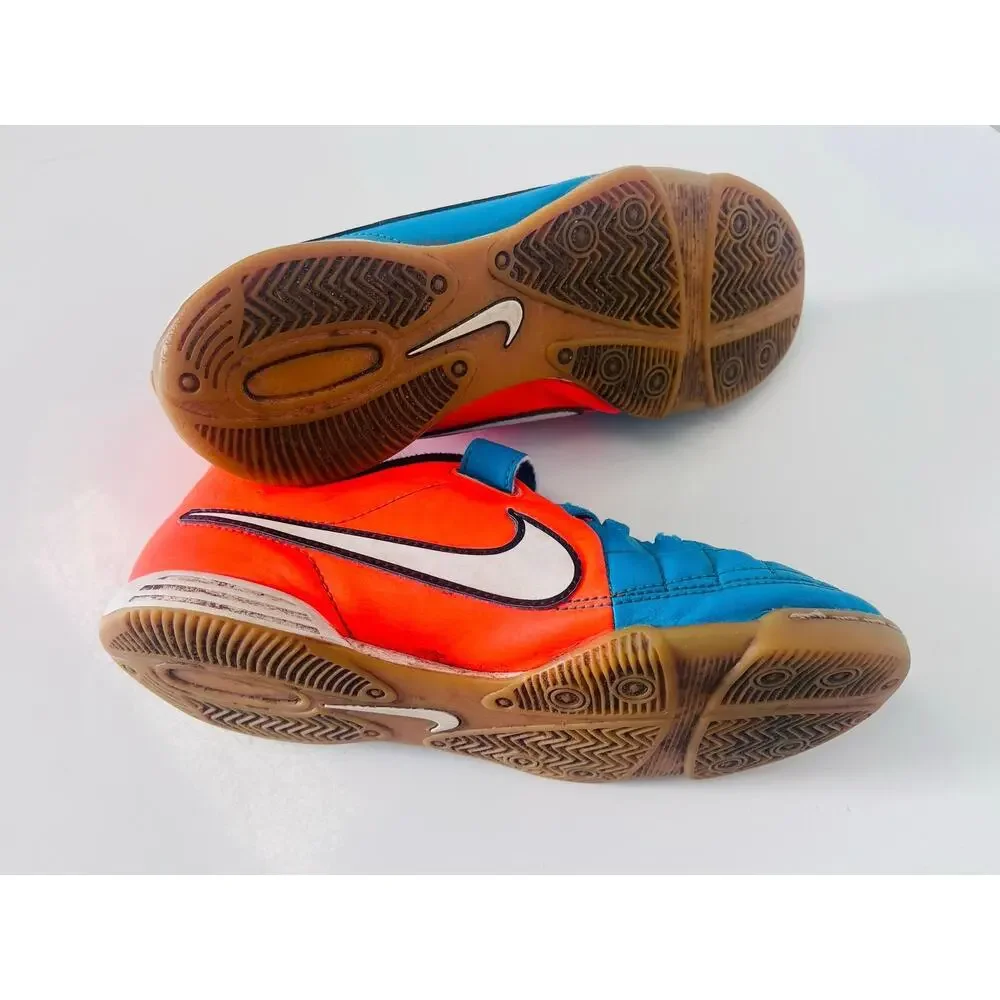 Nike Authentic Jr Tiempo V4 Indoor Soccer Shoes Size 4.5Y